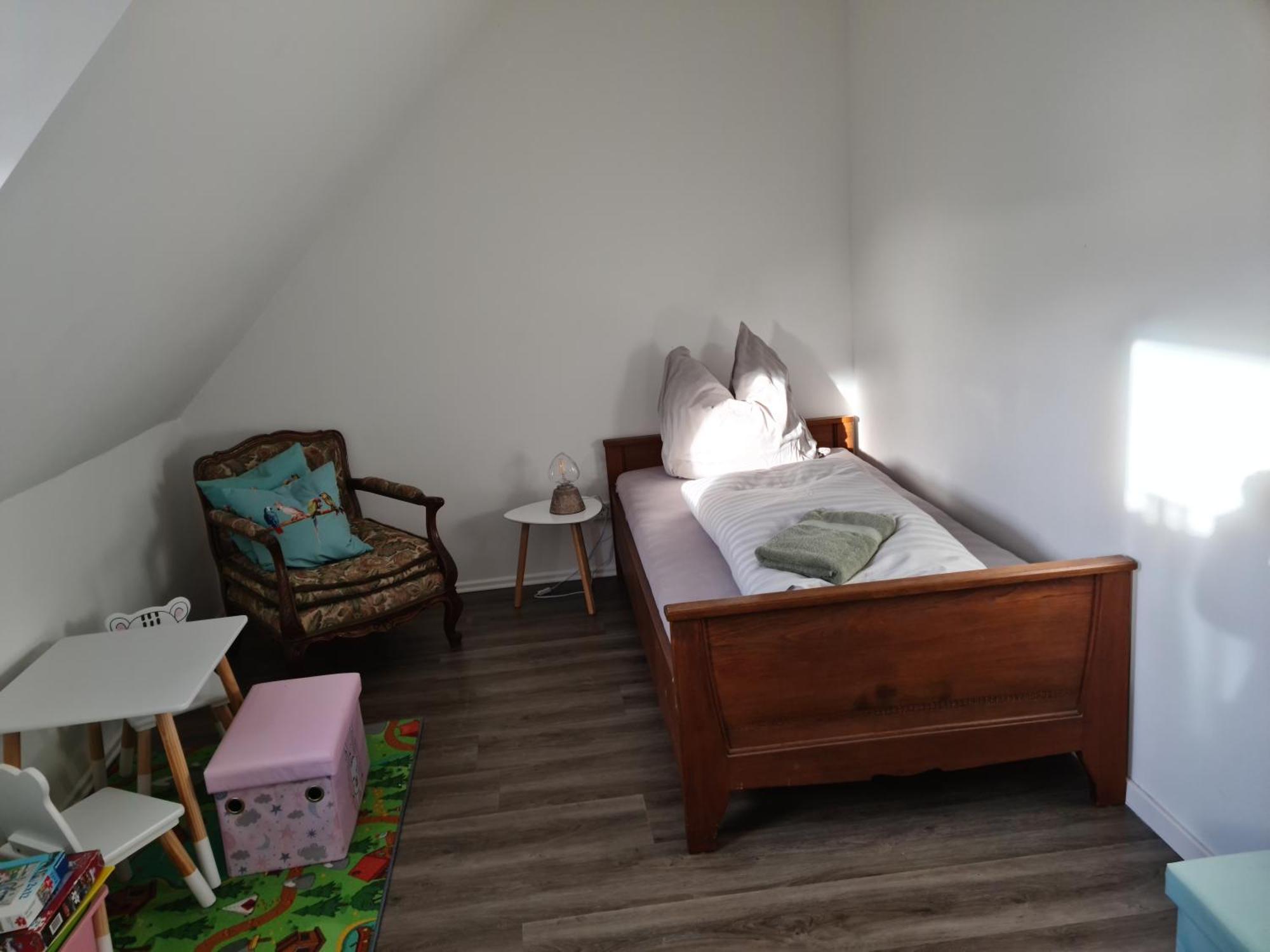 Pilgrims "Rosalie" Grosse Fewo Mit 3 Schlafzimmern, 1Bad, 2 Wc, Balkon, Fast Internet Brilon Esterno foto